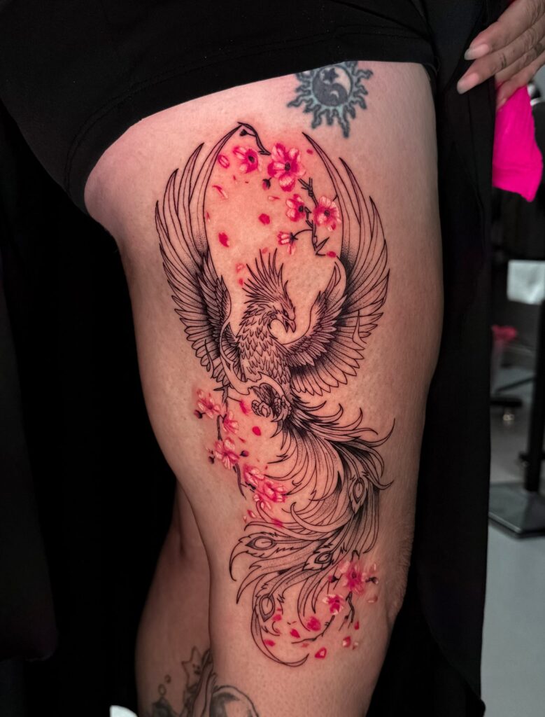 Tattoo by Lamia Karahanlı