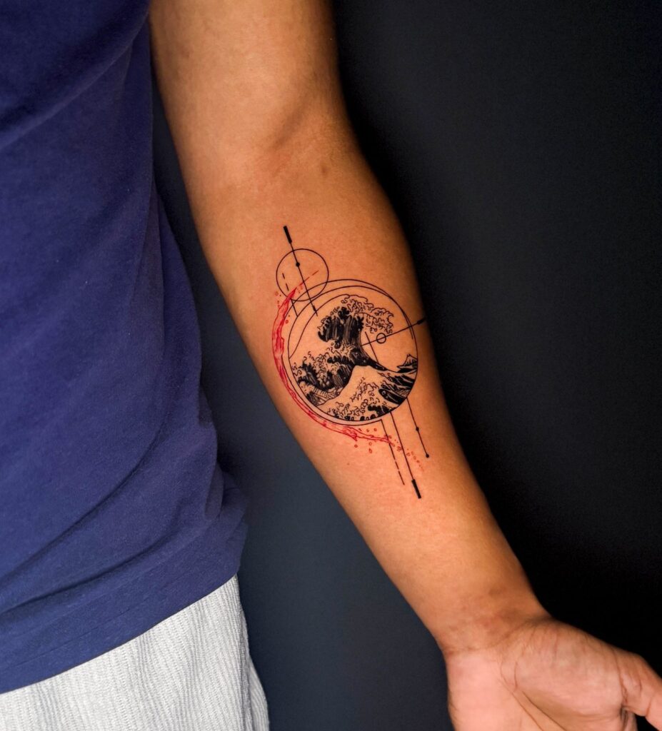 Tattoo by Lamia Karahanlı